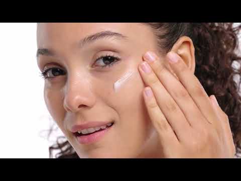 video of model showing how to apply clear cell clarifying repair creme