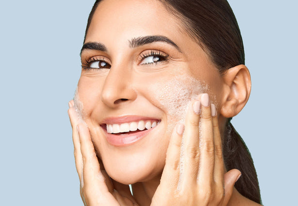 Ingredient Spotlight: Salicylic Acid - Your Ally Against Blemishes